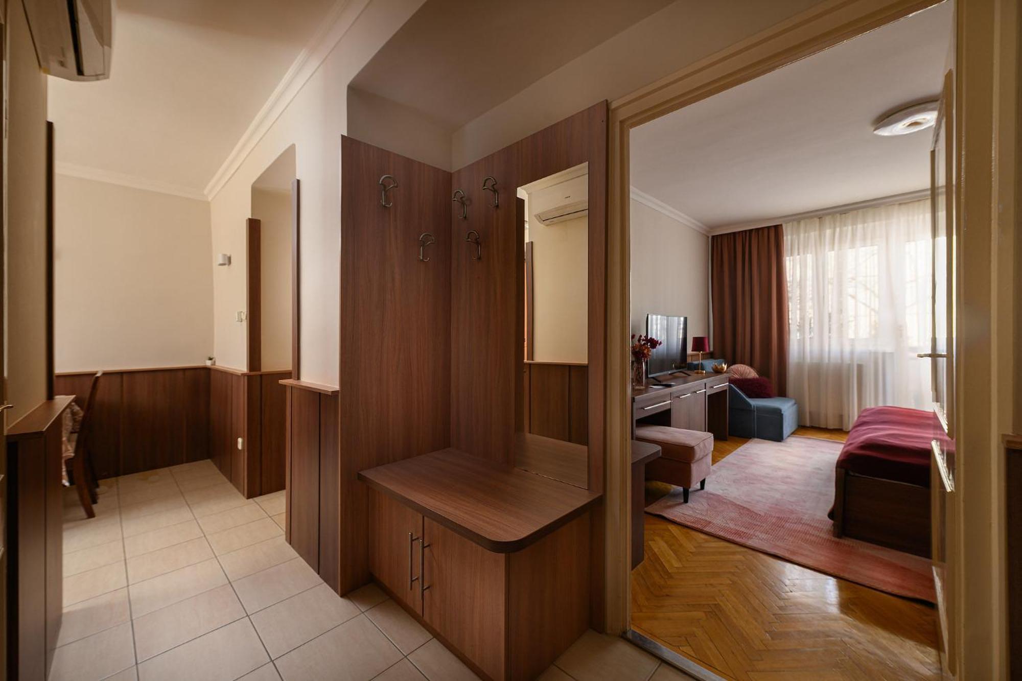 Szilfa Etterem Mariann Apartman Hajdúszoboszló Exterior foto