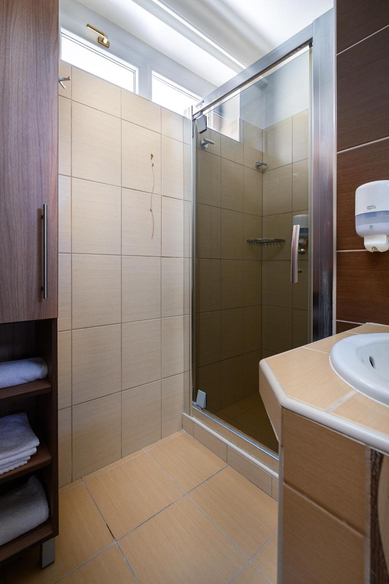 Szilfa Etterem Mariann Apartman Hajdúszoboszló Exterior foto